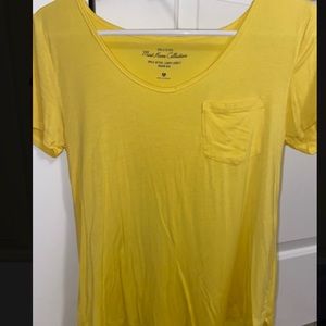 Hollister Yellow T-shirt